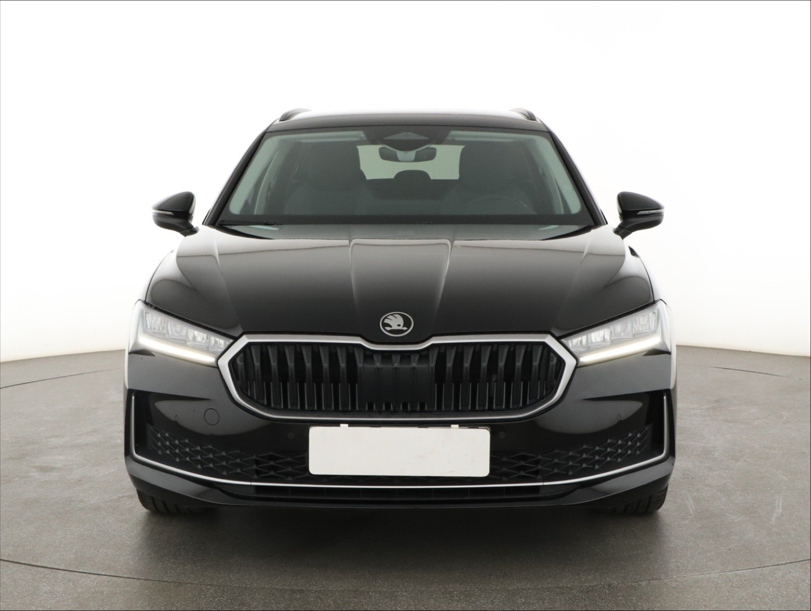 Škoda Superb - 2024