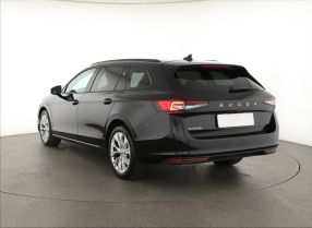 Škoda Superb - 2024