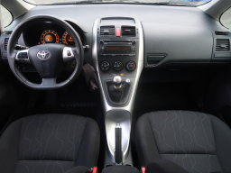 Toyota Auris 2012