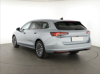 Škoda Superb - 2024