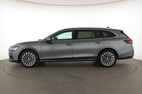 Skoda Superb - 2024