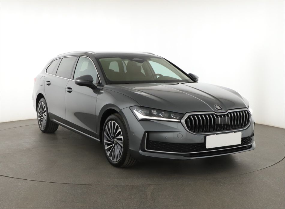 Skoda Superb - 2024