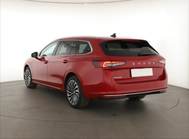 Škoda Superb - 2024