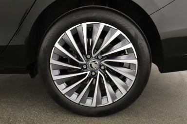 Škoda Superb - 2024