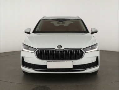 Škoda Superb - 2024