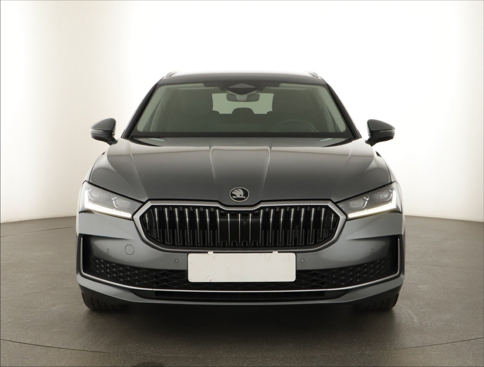 Škoda Superb - 2024