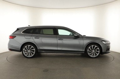 Škoda Superb - 2024