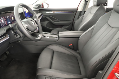 Škoda Superb - 2024