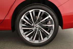 Škoda Superb - 2024