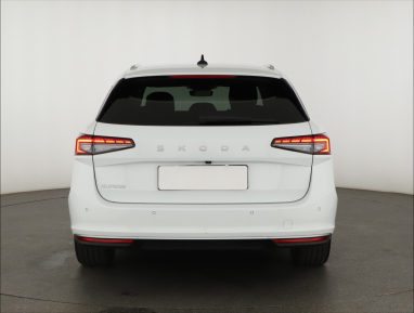 Škoda Superb - 2024