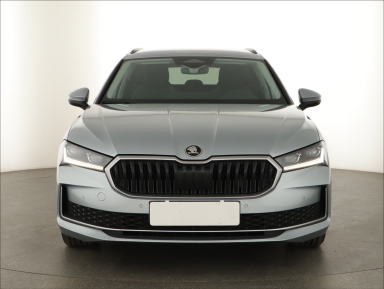 Škoda Superb - 2024