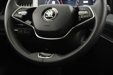 Škoda Superb - 2024