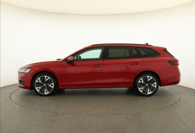 Škoda Superb - 2024