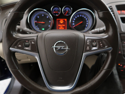 Opel Insignia 2011