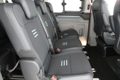 Ford Tourneo Custom - 2025