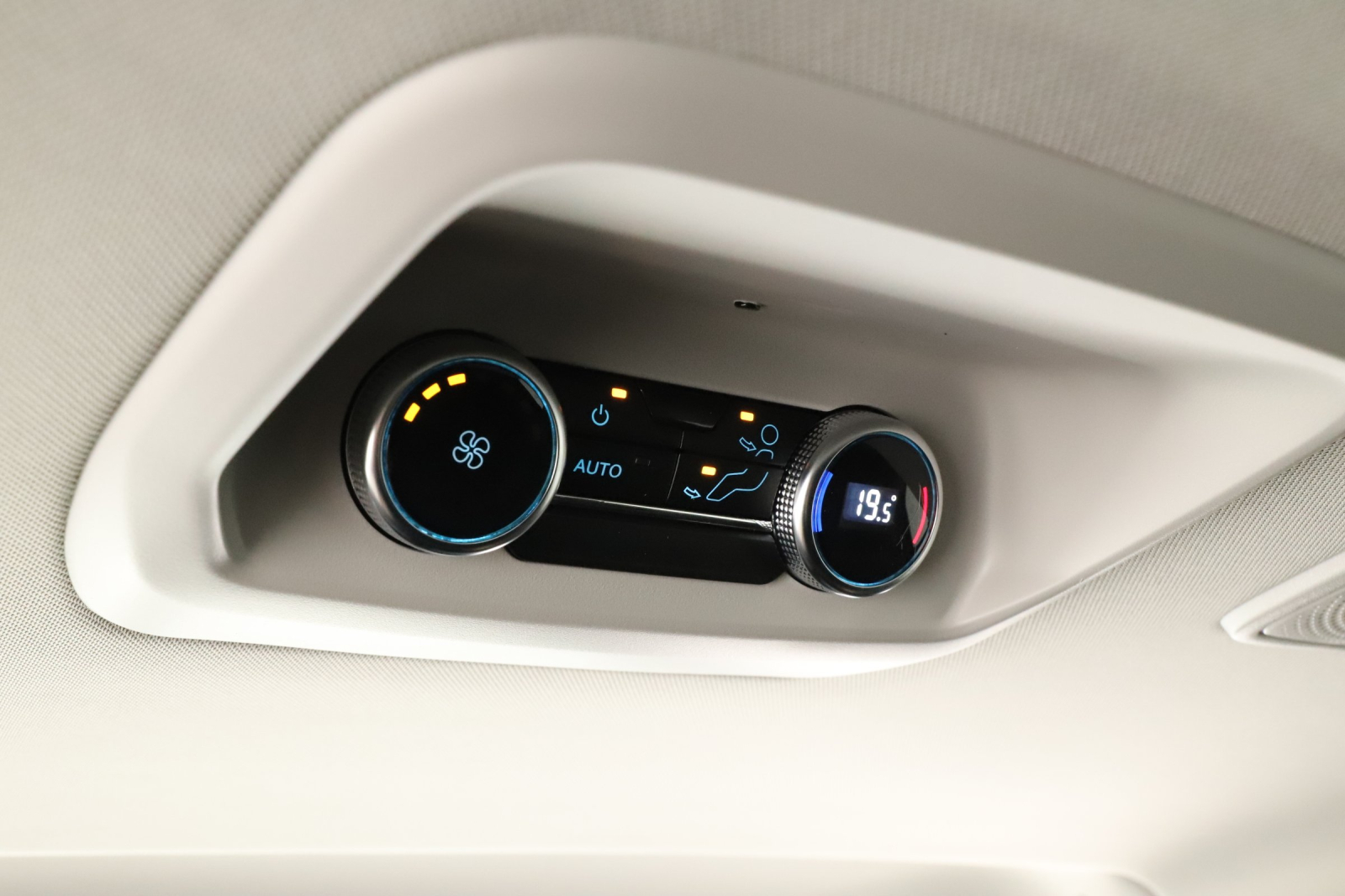 Ford Tourneo Custom - 2025