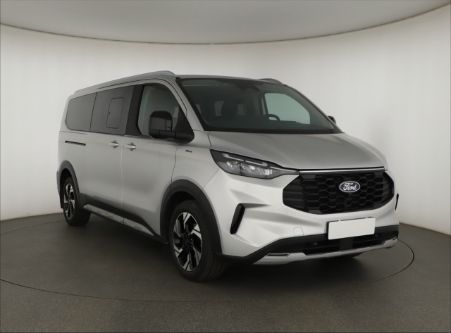 Ford Tourneo Custom 2024