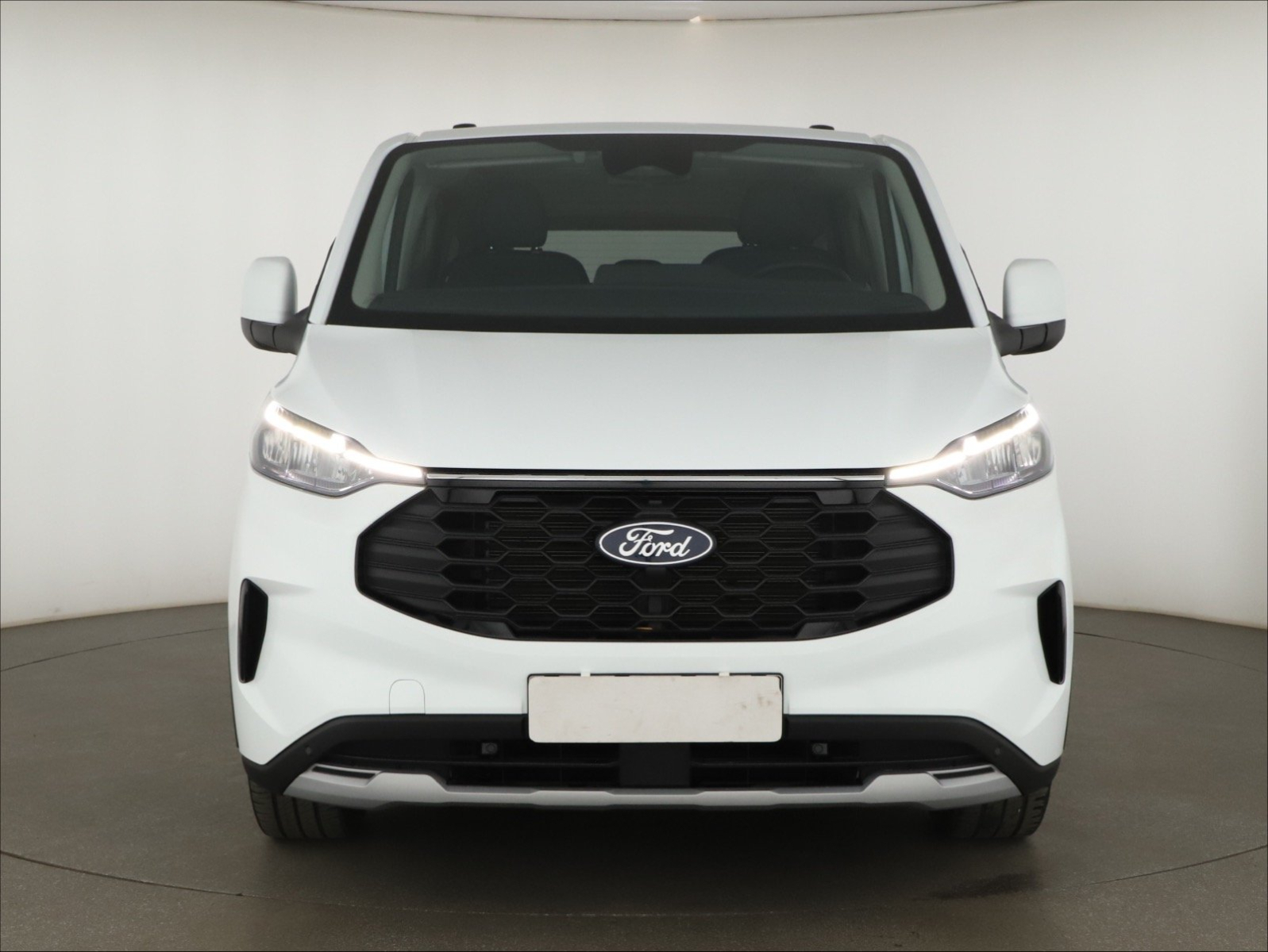 Ford Tourneo Custom - 2025