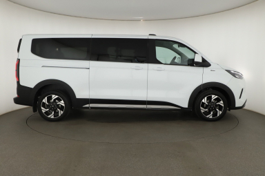 Ford Tourneo Custom - 2025