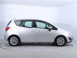 Opel Meriva 2013