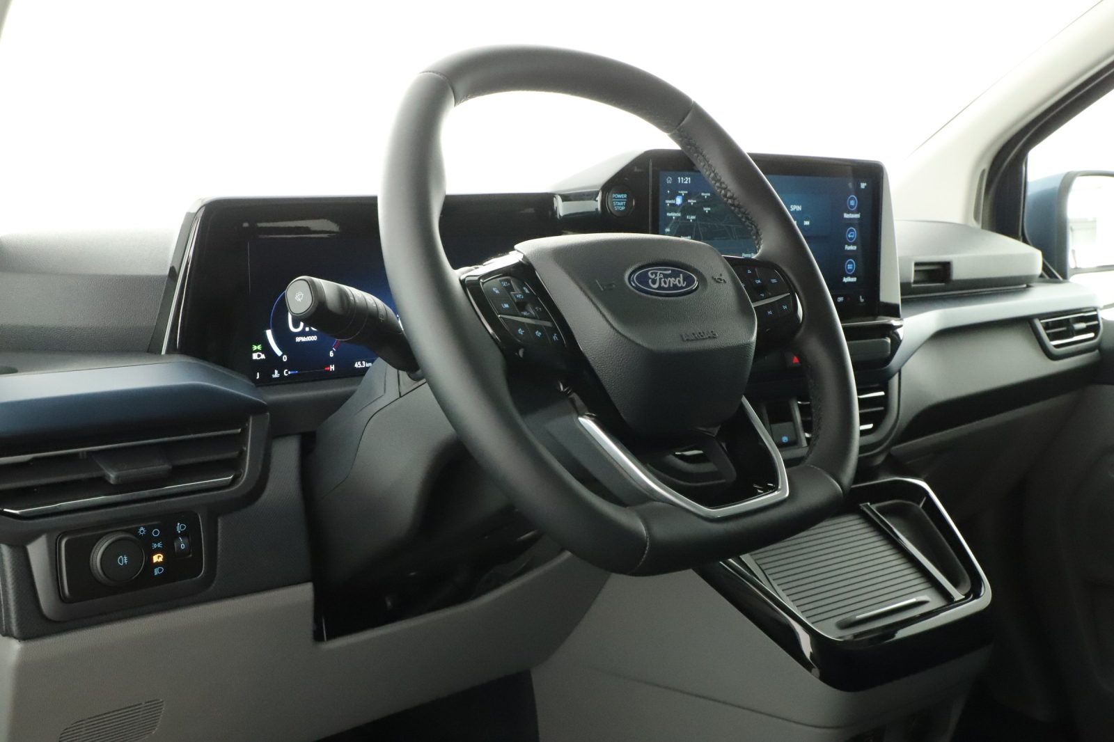 Ford Tourneo Custom - 2025