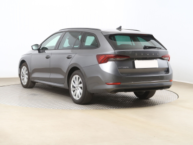 Škoda Octavia - 2024