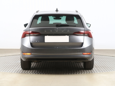Škoda Octavia - 2024