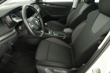 Škoda Octavia - 2024