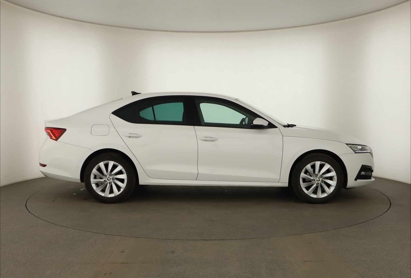 Škoda Octavia - 2024