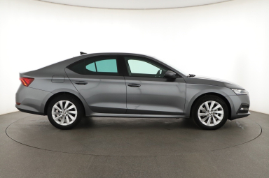 Škoda Octavia - 2024