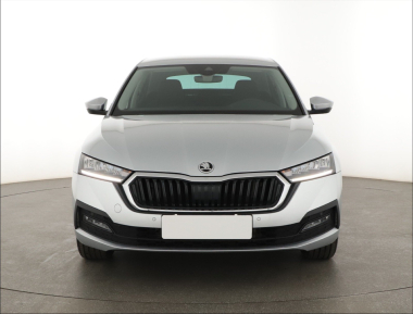 Škoda Octavia - 2024