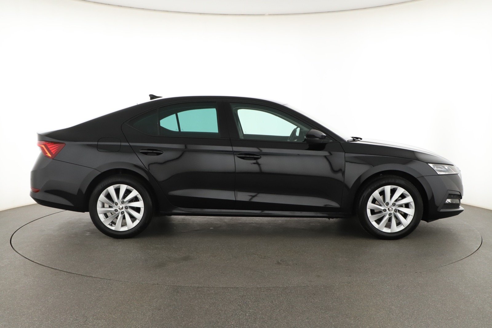 Škoda Octavia - 2024