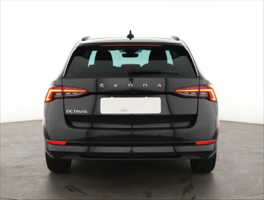 Škoda Octavia - 2024
