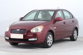 Hyundai Accent - 2009