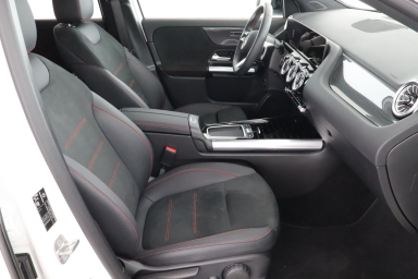 Mercedes-Benz GLA - 2024