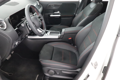 Mercedes-Benz GLA - 2024