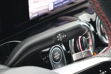 Mercedes-Benz GLA - 2024