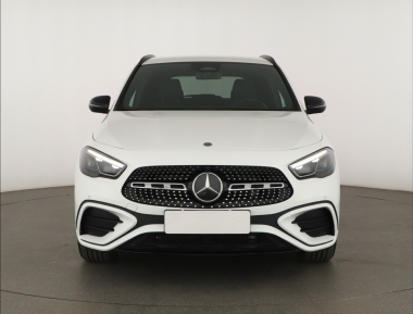 Mercedes-Benz GLA - 2024
