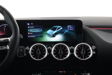 Mercedes-Benz GLA - 2024
