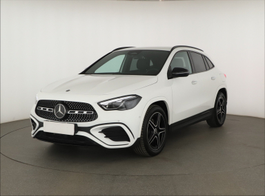 Mercedes-Benz GLA - 2024