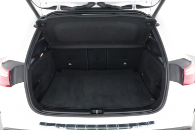 Mercedes-Benz GLA - 2024
