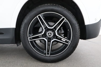 Mercedes-Benz GLA - 2024