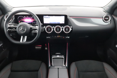 Mercedes-Benz GLA - 2024