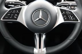 Mercedes-Benz GLA - 2024