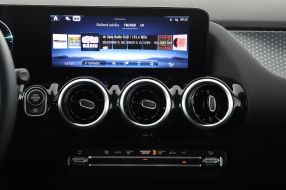 Mercedes-Benz GLA - 2024