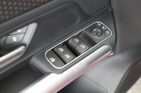 Mercedes-Benz GLA - 2024