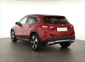 Mercedes-Benz GLA - 2024
