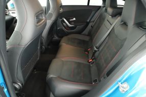 Mercedes-Benz CLA - 2024