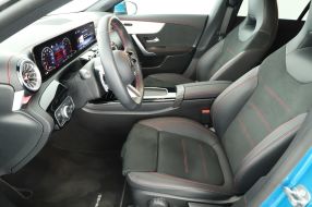 Mercedes-Benz CLA - 2024