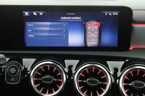 Mercedes-Benz CLA - 2024